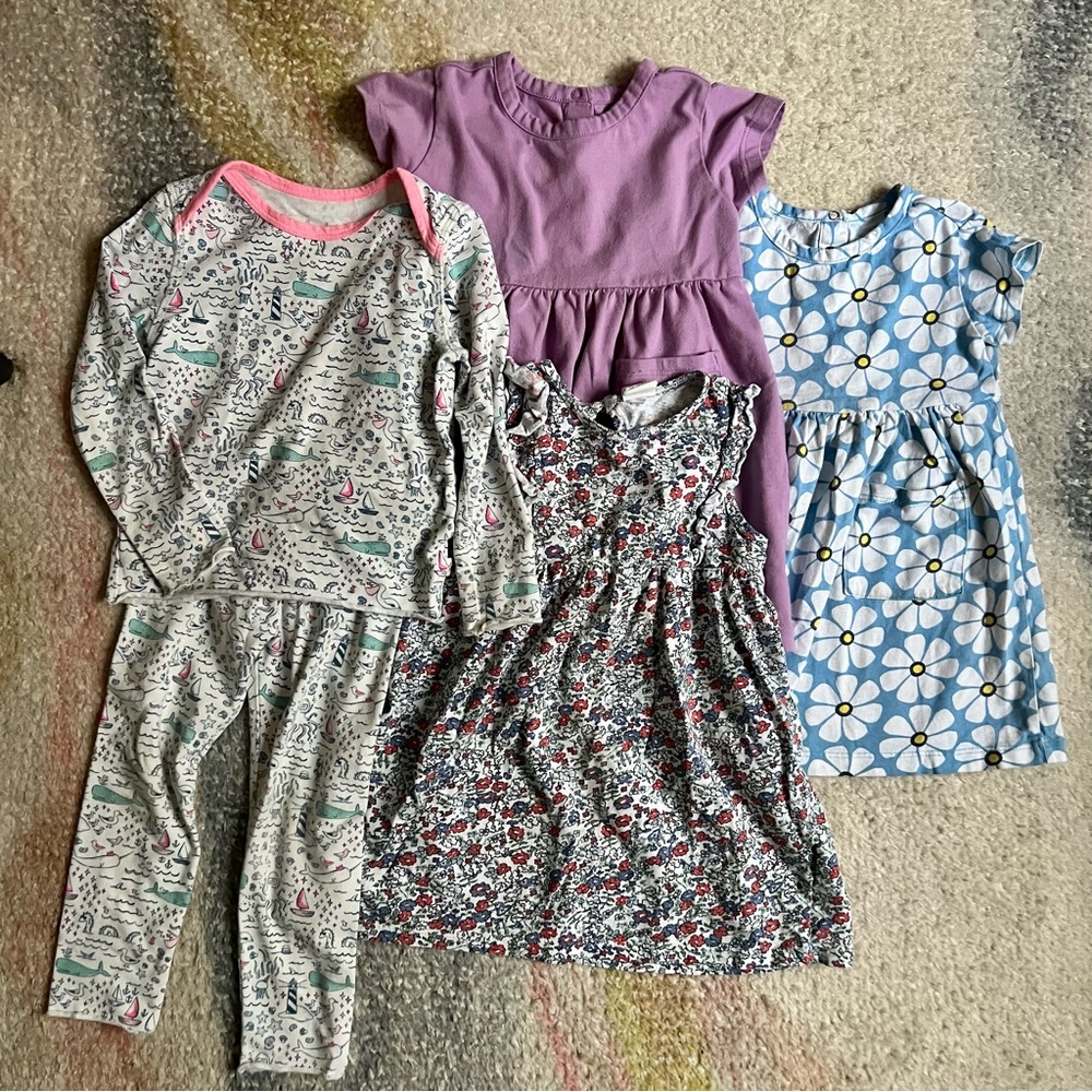 Bundle of 3 Dresses (2 Primary, 1 HM) and 1 Pair PJs (Egg)